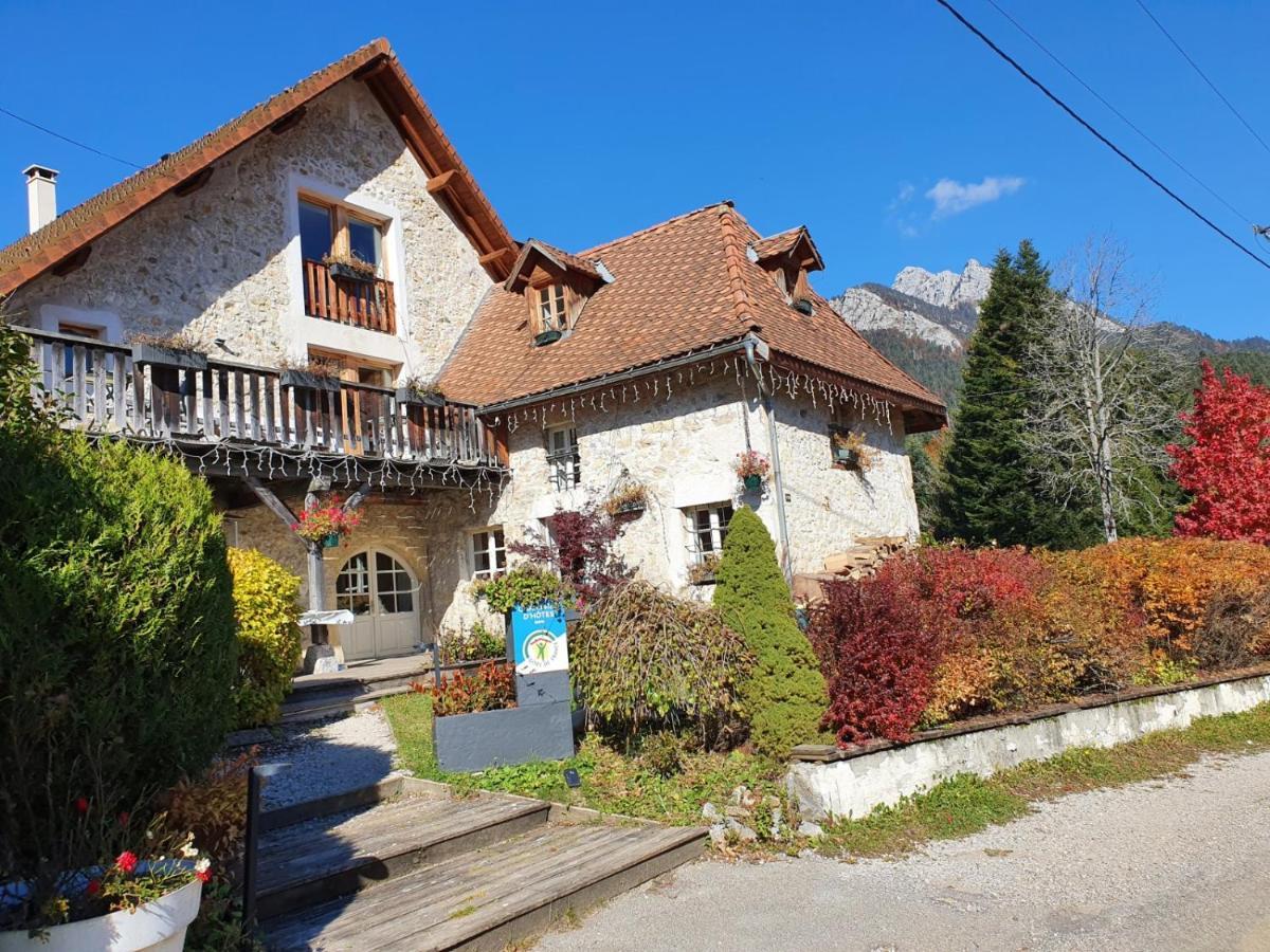 Le Valombre Bed & Breakfast Saint-Pierre-de-Chartreuse Exterior photo